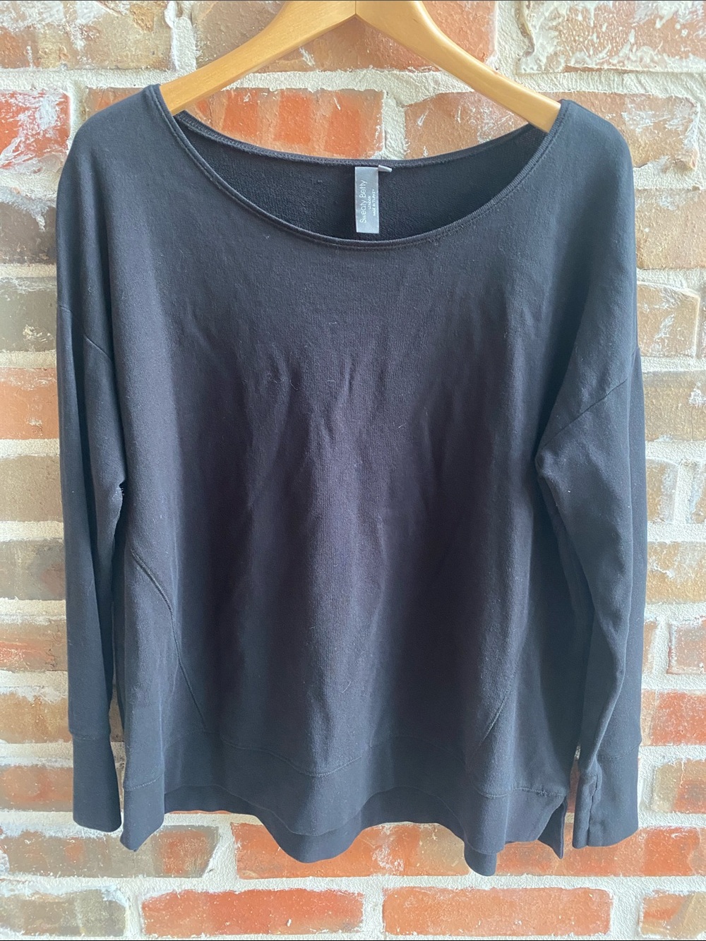 Sweaty Betty Wide Neck Long Sleeve in Black